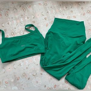 “Palm” green sport body set active set